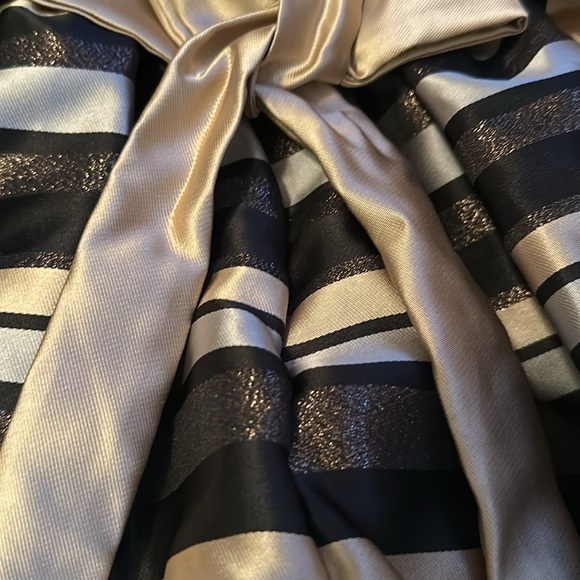 Girls holiday dress. Brand new - Picture 11 of 12